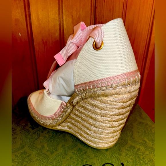 BNWT!!! Gucci Wedge Canvas Pretty in Pink Tie Wrap Up Sandals - Picture 3 of 9